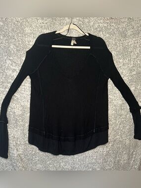 We The Free Black Babydoll Sweatshirt with Cold Shoulder. XS Petite Tall